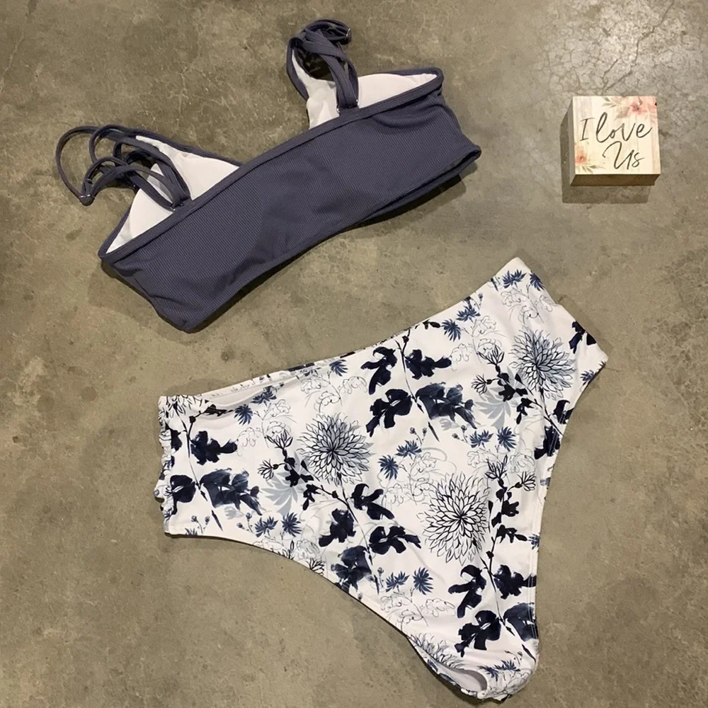 High Waist Bikini - Picture 5 of 5